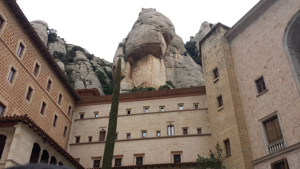 montserrat3