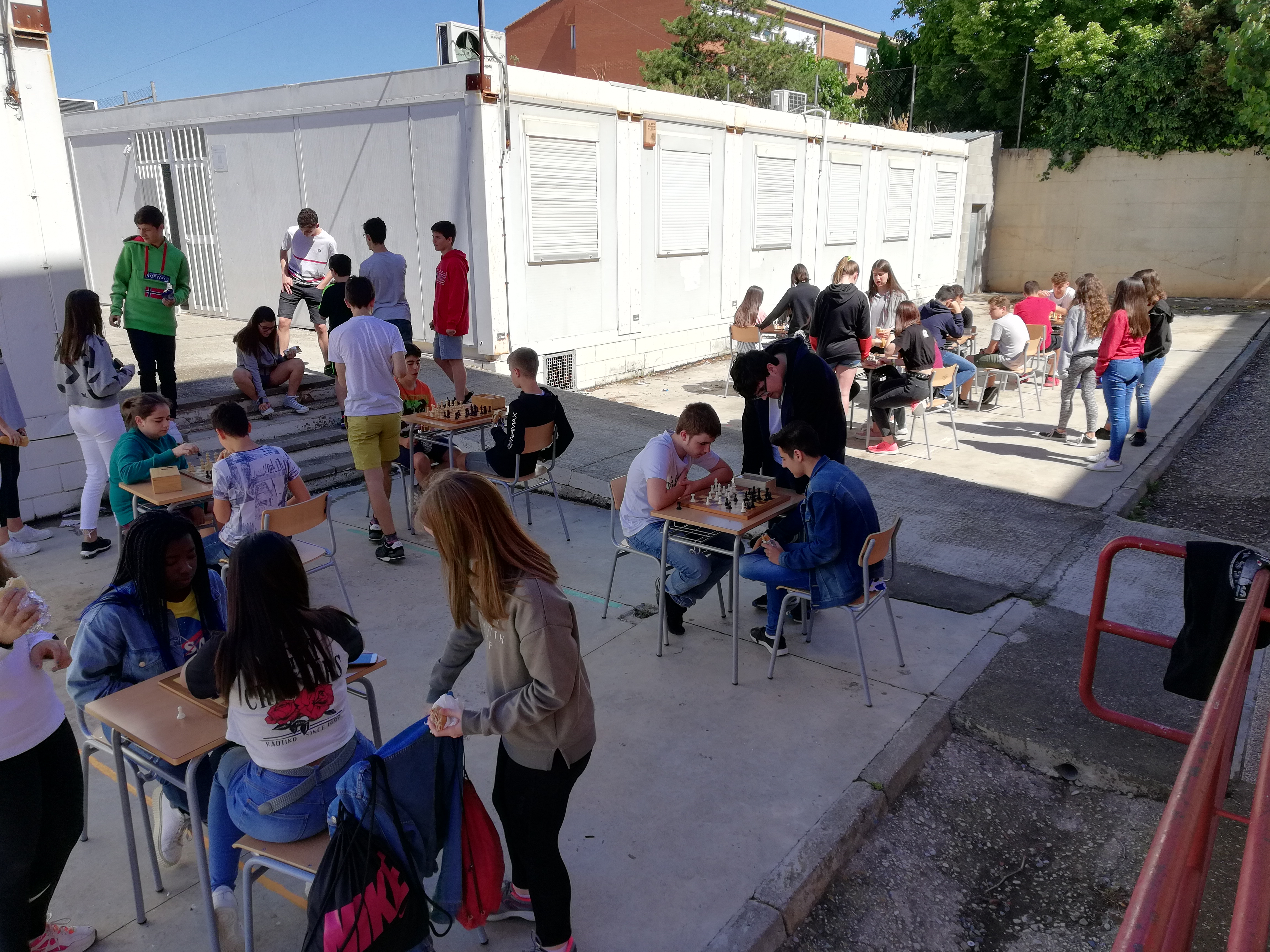 escacs al pati 1