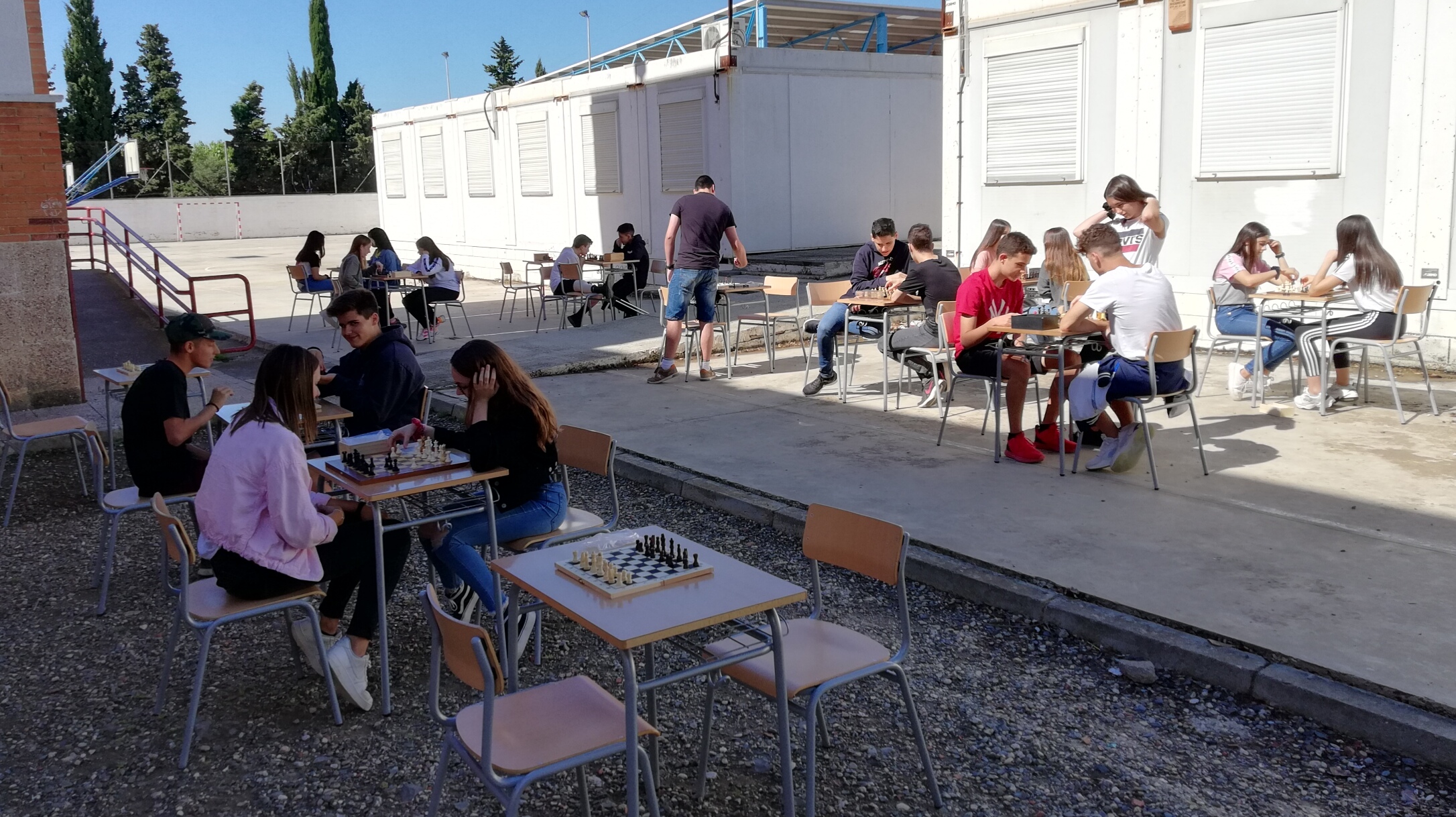 escacs al pati 4