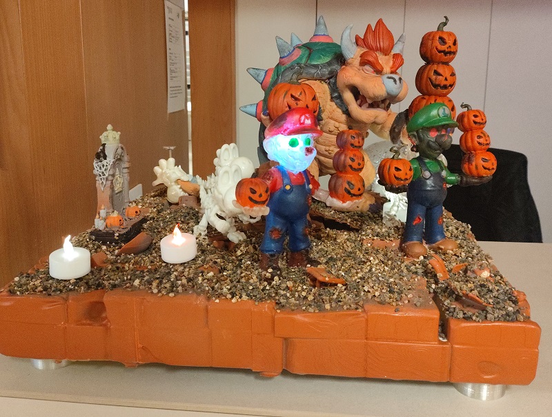 L'alumnat de Fabricació Additiva porta Halloween a l'institut