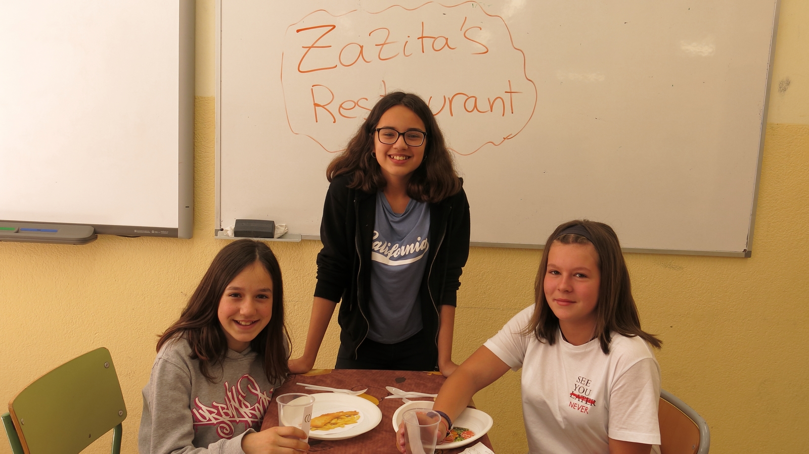 EATING OUT 3 Copy