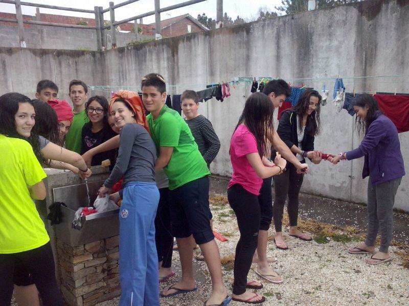 DILLUNS 0407
